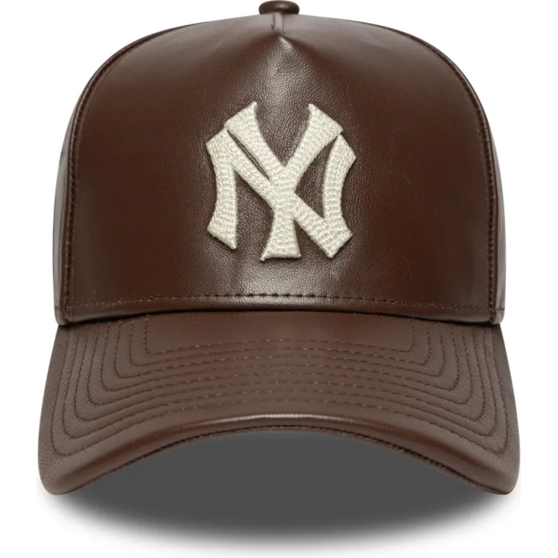 brazowa-regulowana-czapka-z-daszkiem-9forty-e-frame-img-leather-new-york-yankees-mlb-new-era
