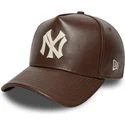 cappellino-curvo-marrone-regolabile-9forty-e-frame-img-leather-di-new-york-yankees-mlb-di-new-era