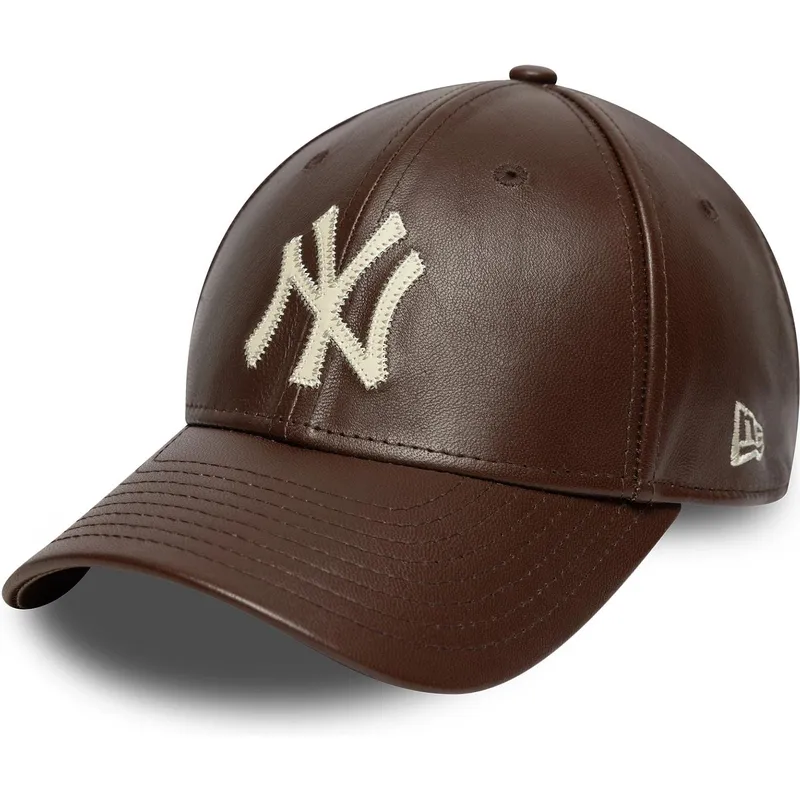 brazowa-regulowana-czapka-z-daszkiem-9forty-m-crown-img-leather-new-york-yankees-mlb-new-era