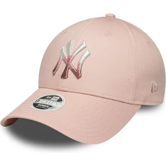 Cappellino curvo rosa regolabile da donna 9FORTY Metallic Logo dei New York Yankees MLB di New Era