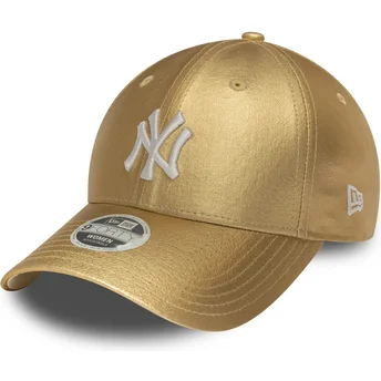 Gorra curva dorada ajustable para mujer 9FORTY Metallic de New York Yankees MLB de New Era