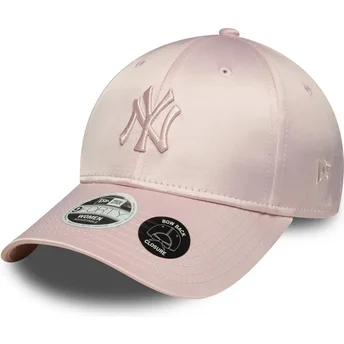 Różowa damska czapka z zakrzywionym daszkiem i różowym logo 9FORTY Satin Bow Back New York Yankees MLB od New Era