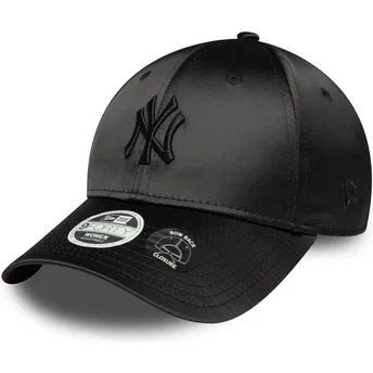Czarna regulowana czapka z daszkiem dla kobiet z czarnym logo 9FORTY Satin Bow Back New York Yankees MLB New Era
