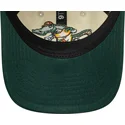 beige-og-gron-justerbar-buet-kasket-til-drenge-9twenty-mascot-fra-new-era