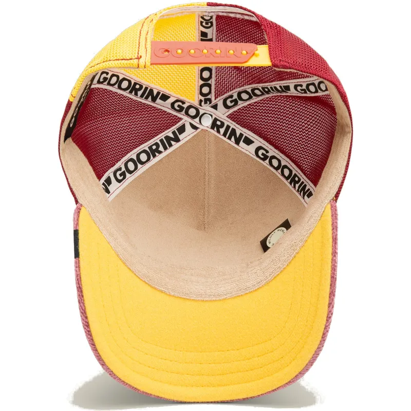 petten-gebogen-rood-snapback-lucky-maneki-neko-happy-thoughts-the-farm-van-goorin-bros