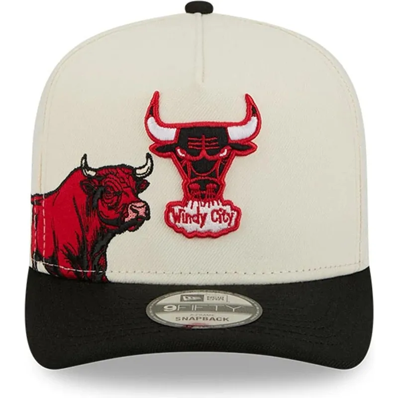 casquette-courbee-beige-et-noire-snapback-9fifty-a-frame-precurved-hardwood-classics-chicago-bulls-nba-new-era