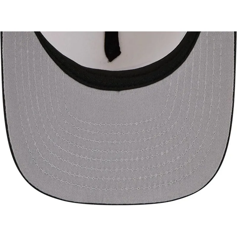 bezowo-czarna-zakrzywiona-czapka-snapback-9fifty-a-frame-precurved-hardwood-classics-detroit-pistons-nba-new-era