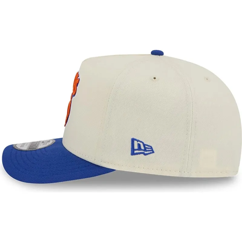bezowo-niebieska-zakrzywiona-czapka-snapback-9fifty-a-frame-precurved-hardwood-classics-new-york-knicks-nba-new-era