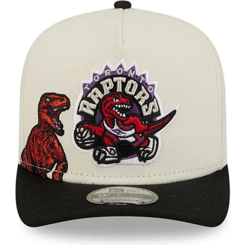 casquette-courbee-beige-et-noire-snapback-9fifty-a-frame-precurved-hardwood-classics-toronto-raptors-nba-new-era