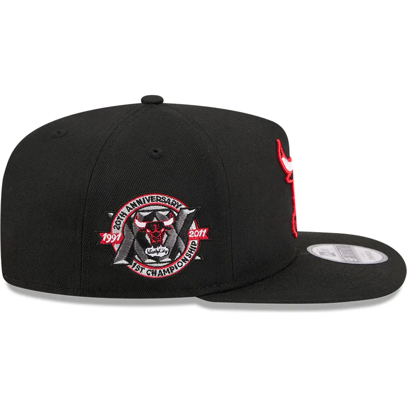 cappello-piatto-nero-snapback-9fifty-a-frame-hardwood-classics-di-chicago-bulls-nba-di-new-era