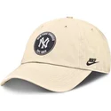 petten-gebogen-beige-verstelbare-band-club-unstructured-organic-cotton-van-new-york-yankees-mlb-van-nike
