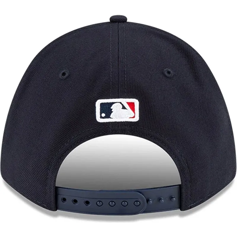 petten-gebogen-marineblauw-snapback-9forty-m-crown-player-replica-van-boston-red-sox-mlb-van-new-era