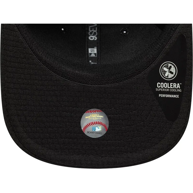 sort-buet-snapback-kasket-9seventy-stretch-snap-mesh-flawless-fra-new-york-yankees-mlb-fra-new-era