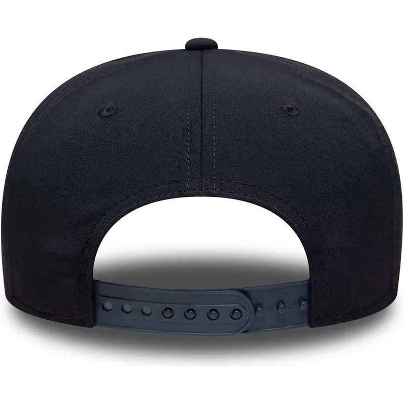 petten-gebogen-marineblauw-snapback-9seventy-stretch-snap-iridiscent-van-chelsea-football-club-premier-league-van-new-era petten-gebogen-marineblauw-snapback-9seventy-stretch-snap-iridiscent-van-chelsea-football-club-premier-league-van-new-era