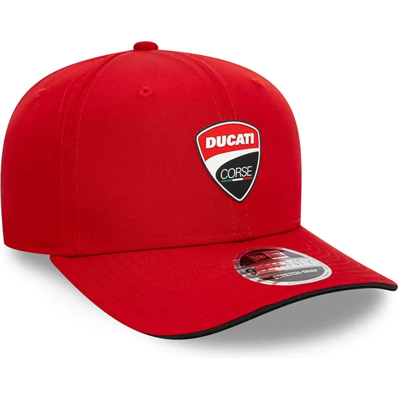 petten-gebogen-rood-snapback-9seventy-stretch-snap-core-van-ducati-motor-motogp-van-new-era