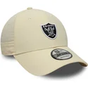 buet-beige-justerbar-9forty-recycled-midi-kasket-fra-las-vegas-raiders-nfl-fra-new-era