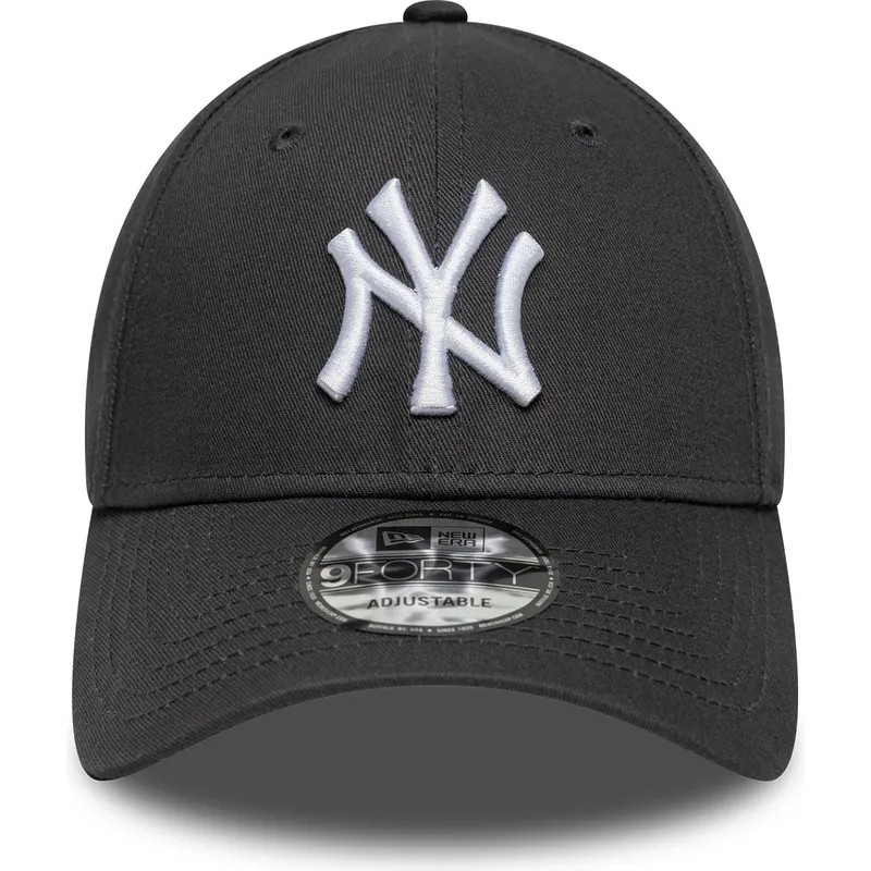 petten-gebogen-grijs-verstelbaar-9forty-league-essential-van-new-york-yankees-mlb-van-new-era petten-gebogen-grijs-verstelbaar-9forty-league-essential-van-new-york-yankees-mlb-van-new-era