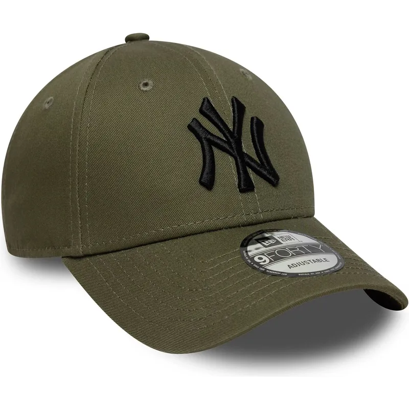 gron-justerbar-curved-kasket-med-sort-logo-9forty-league-essential-fra-new-york-yankees-mlb-fra-new-era