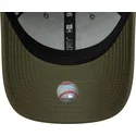 cappellino-con-visiera-curva-verde-regolabile-con-logo-nero-9forty-league-essential-di-new-york-yankees-mlb-di-new-era