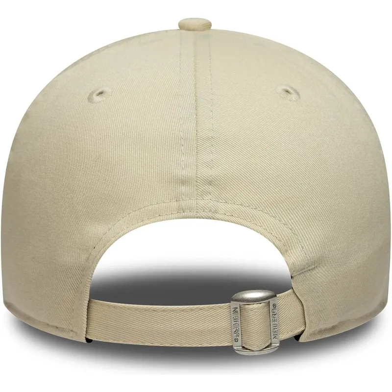 bojd-beige-och-bla-justerbar-keps-9forty-seasonal-fran-red-bull-racing-formula-1-av-new-era