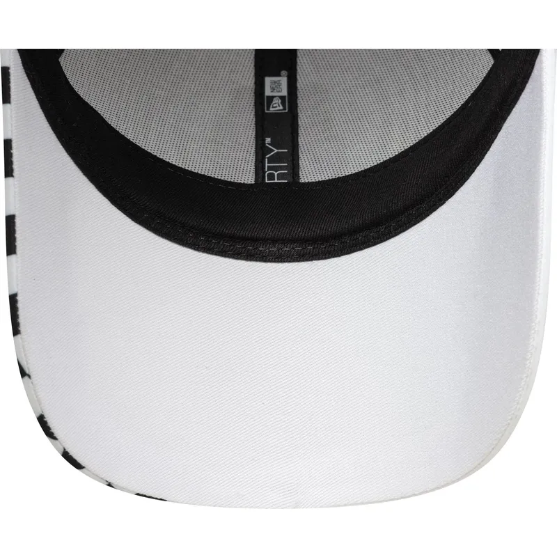 casquette-courbee-blanche-snapback-9forty-checkerboard-racing-bulls-f1-team-formula-1-new-era