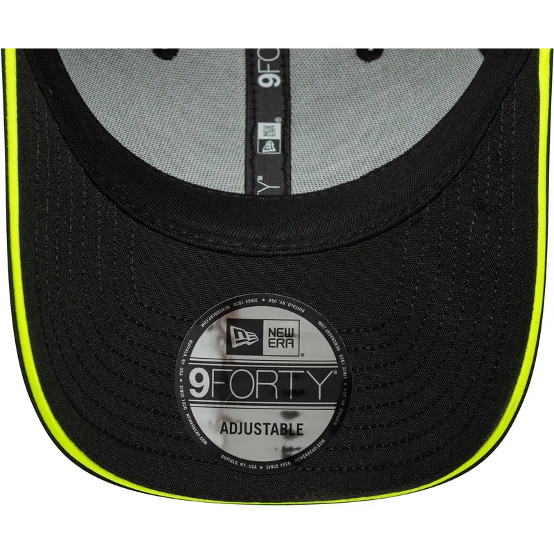 petten-gebogen-zwart-verstelbare-band-9forty-recycled-stripe-van-valentino-rossi-vr46-motogp-van-new-era