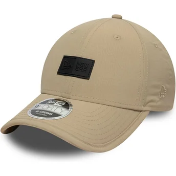 Petten gebogen beige verstelbare band 9FORTY M-Crown Sport van New Era