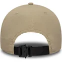 petten-gebogen-beige-verstelbare-band-9forty-m-crown-van-new-era