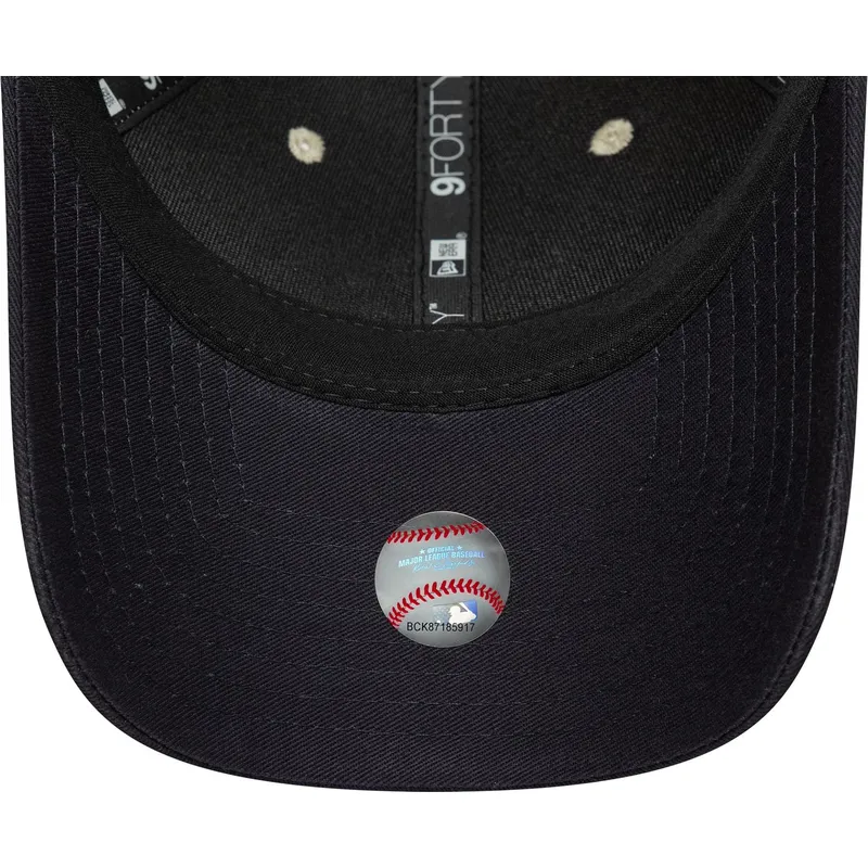 petten-gebogen-beige-snapback-9forty-m-crown-van-new-york-yankees-mlb-van-new-era