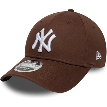 Petten gebogen bruin snapback 9FORTY M-Crown van New York Yankees MLB van New Era