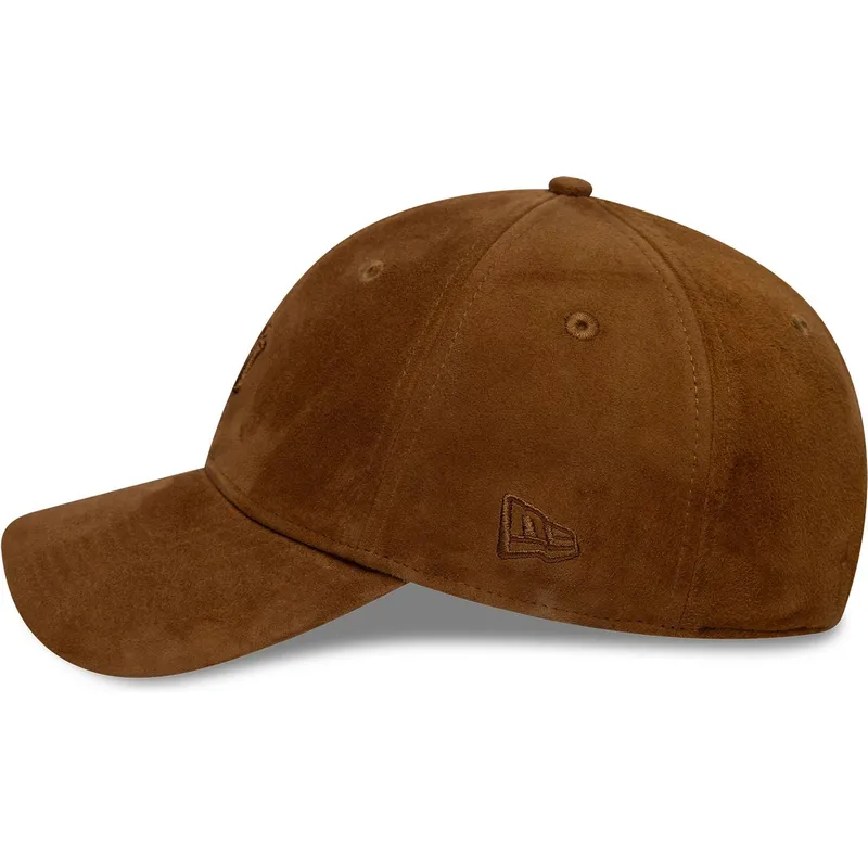 petten-gebogen-bruin-verstelbaar-9twenty-suede-van-new-york-yankees-mlb-van-new-era