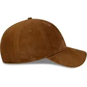 casquette-courbee-marron-ajustable-avec-logo-marron-9twenty-suede-new-york-yankees-mlb-new-era