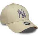 petten-gebogen-beige-verstelbare-band-9forty-metallic-van-new-york-yankees-mlb-van-new-era