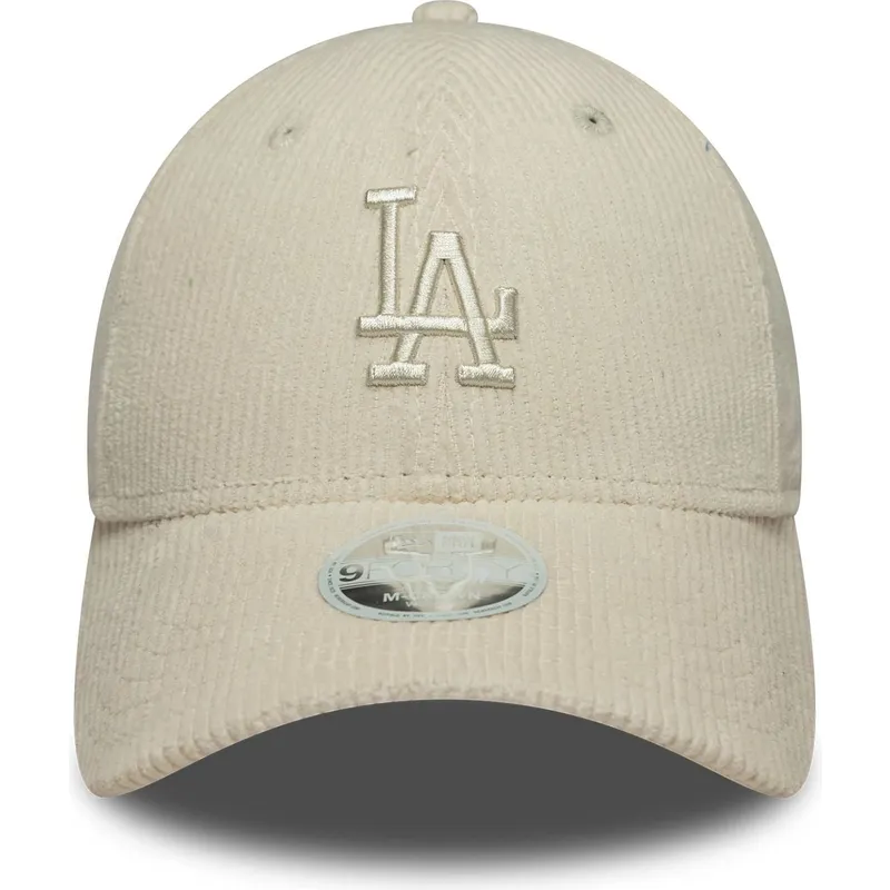bojd-beige-justerbar-keps-med-beige-logotyp-for-dam-9forty-m-crown-pastel-cord-fran-los-angeles-dodgers-mlb-av-new-era