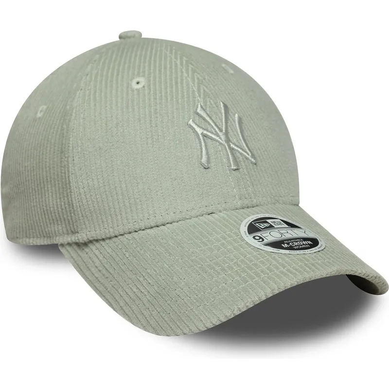 ljusgron-justerbar-kurvad-keps-med-gron-logotyp-for-dam-9forty-m-crown-pastel-cord-fran-new-york-yankees-mlb-av-new-era