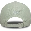 casquette-courbee-verte-claire-ajustable-avec-logo-vert-pour-femme-9forty-m-crown-pastel-cord-new-york-yankees-mlb-new-era