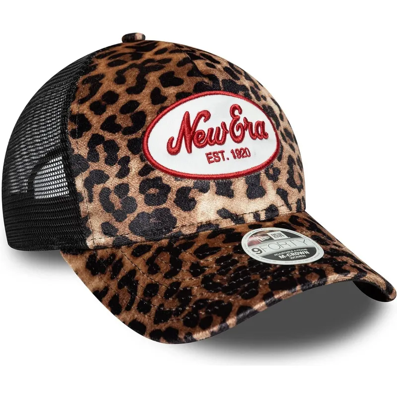 petten-gebogen-luipaard-snapback-9forty-a-frame-m-crown-van-new-era