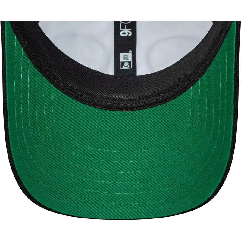 gorra-curva-blanca-y-negra-ajustable-para-nino-pequeno-9forty-cord-ears-de-new-era