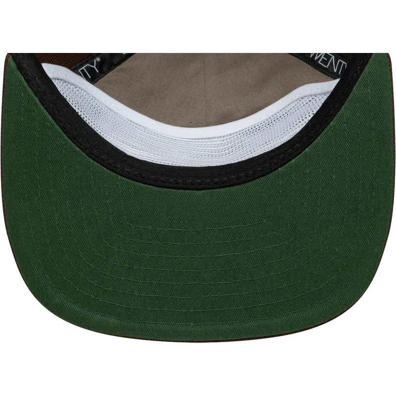 petten-plat-bruin-verstelbaar-19twenty-outdoor-graphic-van-new-era