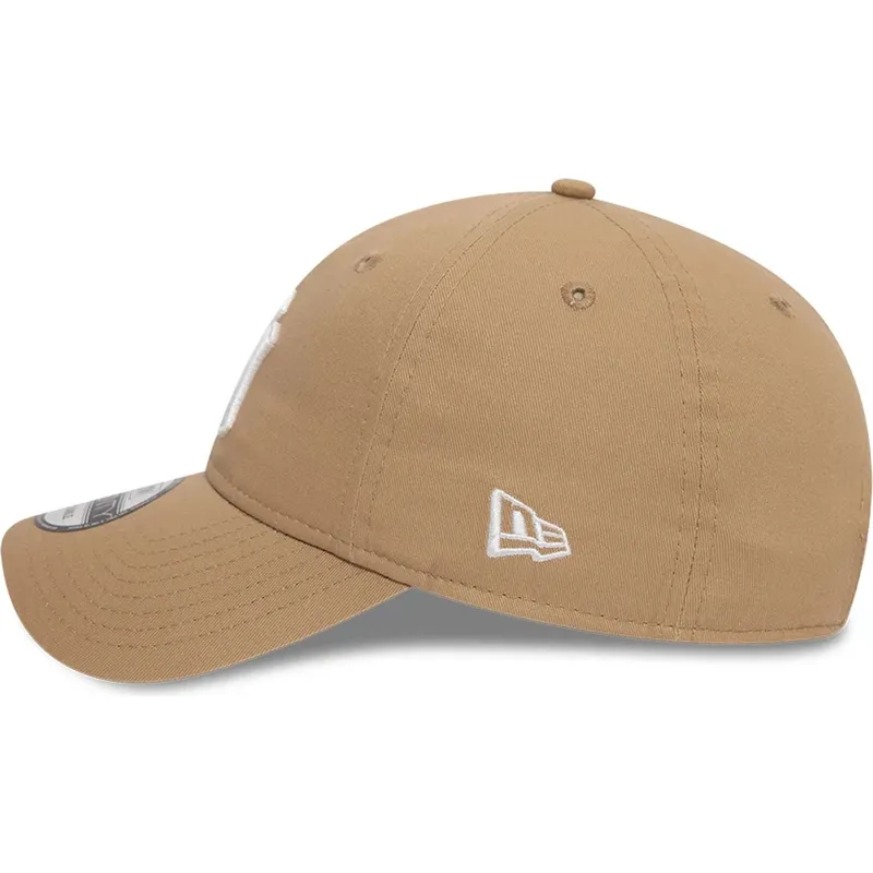 petten-gebogen-bruin-verstelbare-band-claro-9twenty-league-essential-van-new-york-yankees-mlb-van-new-era