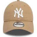 petten-gebogen-bruin-verstelbare-band-claro-9twenty-league-essential-van-new-york-yankees-mlb-van-new-era