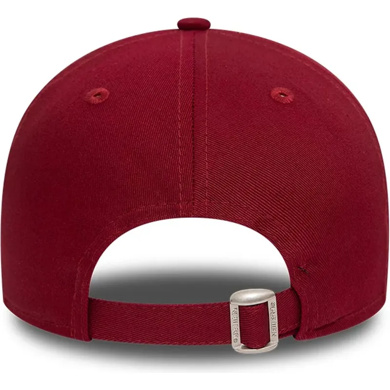 casquette-courbee-rouge-fonce-ajustable-9twenty-league-essential-new-york-yankees-mlb-new-era
