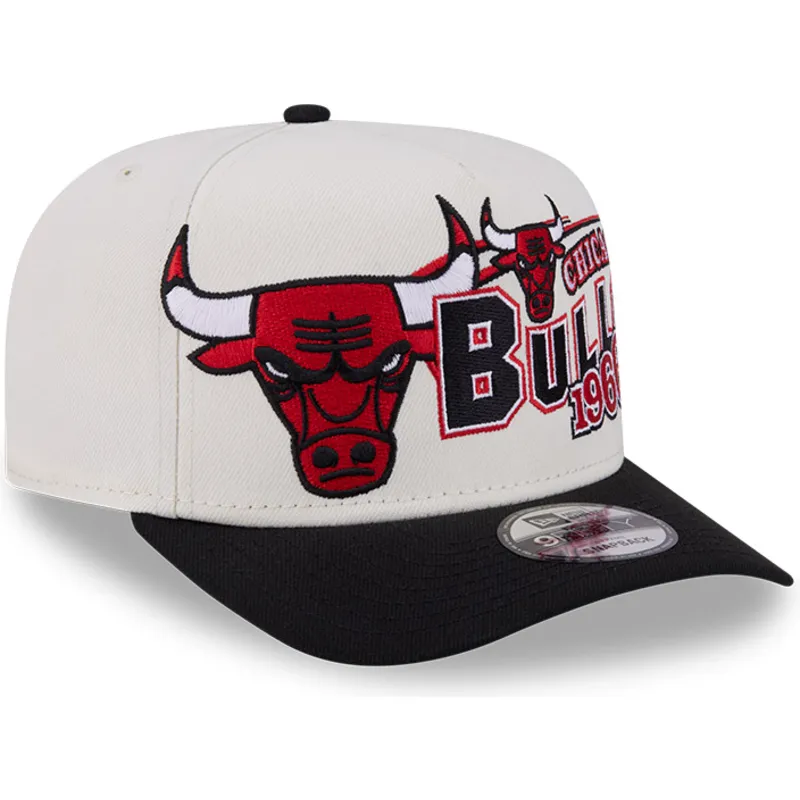 casquette-courbee-beige-et-noire-snapback-9fifty-a-frame-classic-chicago-bulls-nba-new-era