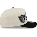 buet-beige-og-sort-snapback-kasket-9fifty-a-frame-classic-fra-las-vegas-raiders-nfl-fra-new-era