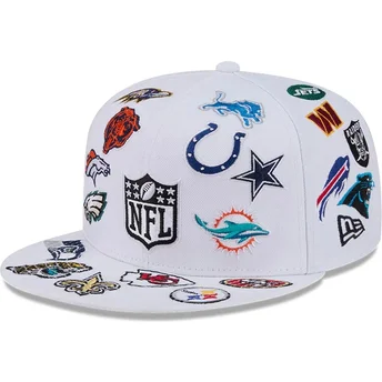 Petten plat wit fitted 59FIFTY All Over van NFL van New Era