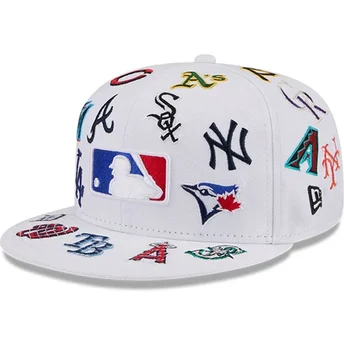 Petten plat wit fitted 59FIFTY All Over van MLB van New Era