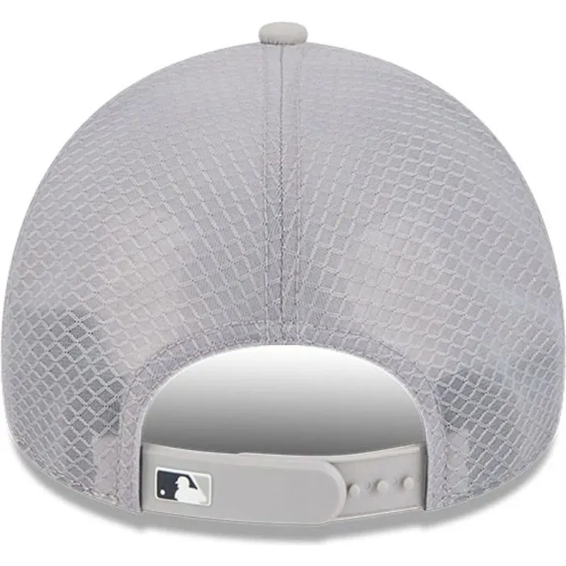 casquette-trucker-grise-9forty-apex-batting-practice-new-york-yankees-mlb-new-era