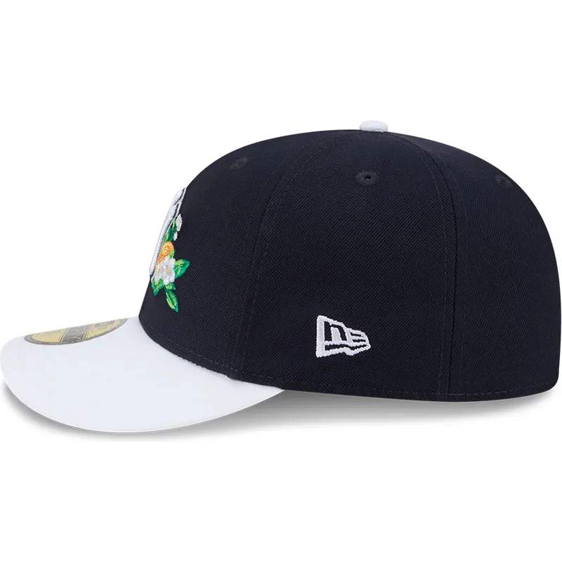 buet-kasket-marinebla-og-hvid-tilpasset-59fifty-spring-training-fra-new-york-yankees-mlb-fra-new-era