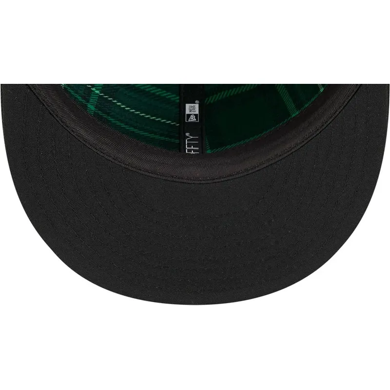 petten-plat-zwart-fitted-59fifty-saint-patrick-s-day-van-new-york-yankees-mlb-van-new-era petten-plat-zwart-fitted-59fifty-saint-patrick-s-day-van-new-york-yankees-mlb-van-new-era