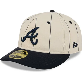 Petten gebogen beige fitted 59FIFTY Retro Crown Linen van Atlanta Braves MLB van New Era